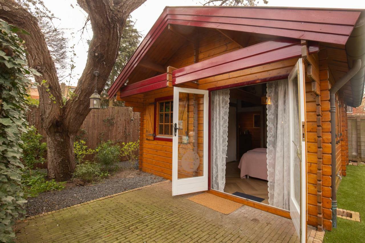 Onder De Kersenboom Hilversum Exterior foto